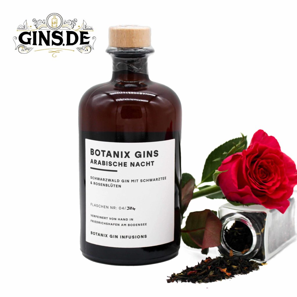 Flasche Botanix Gin mit Rose und Tee